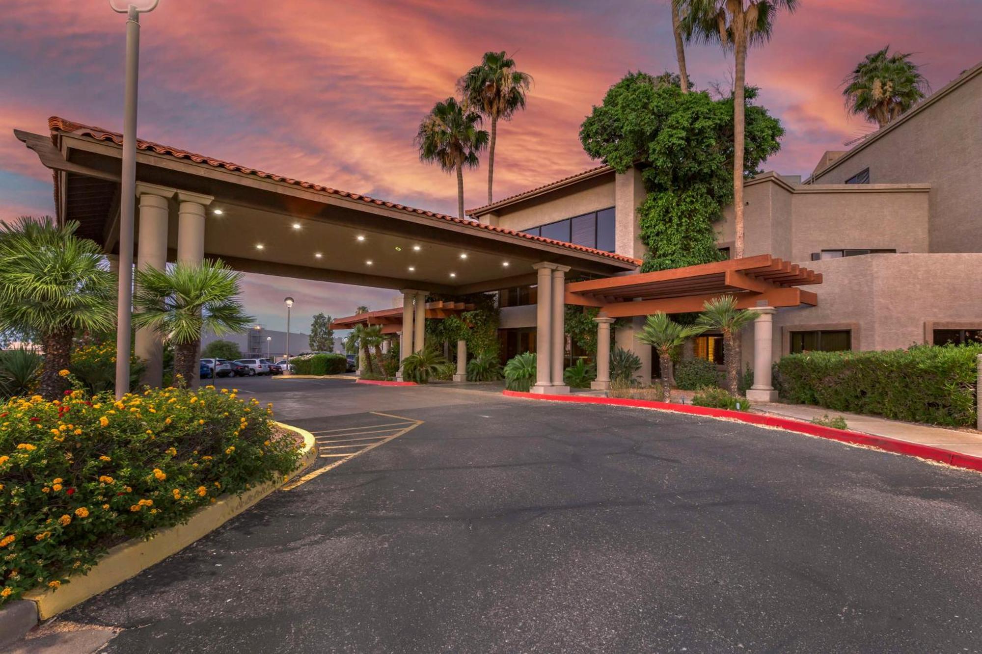 Best Western Plus Scottsdale Thunderbird Suites Zewnętrze zdjęcie