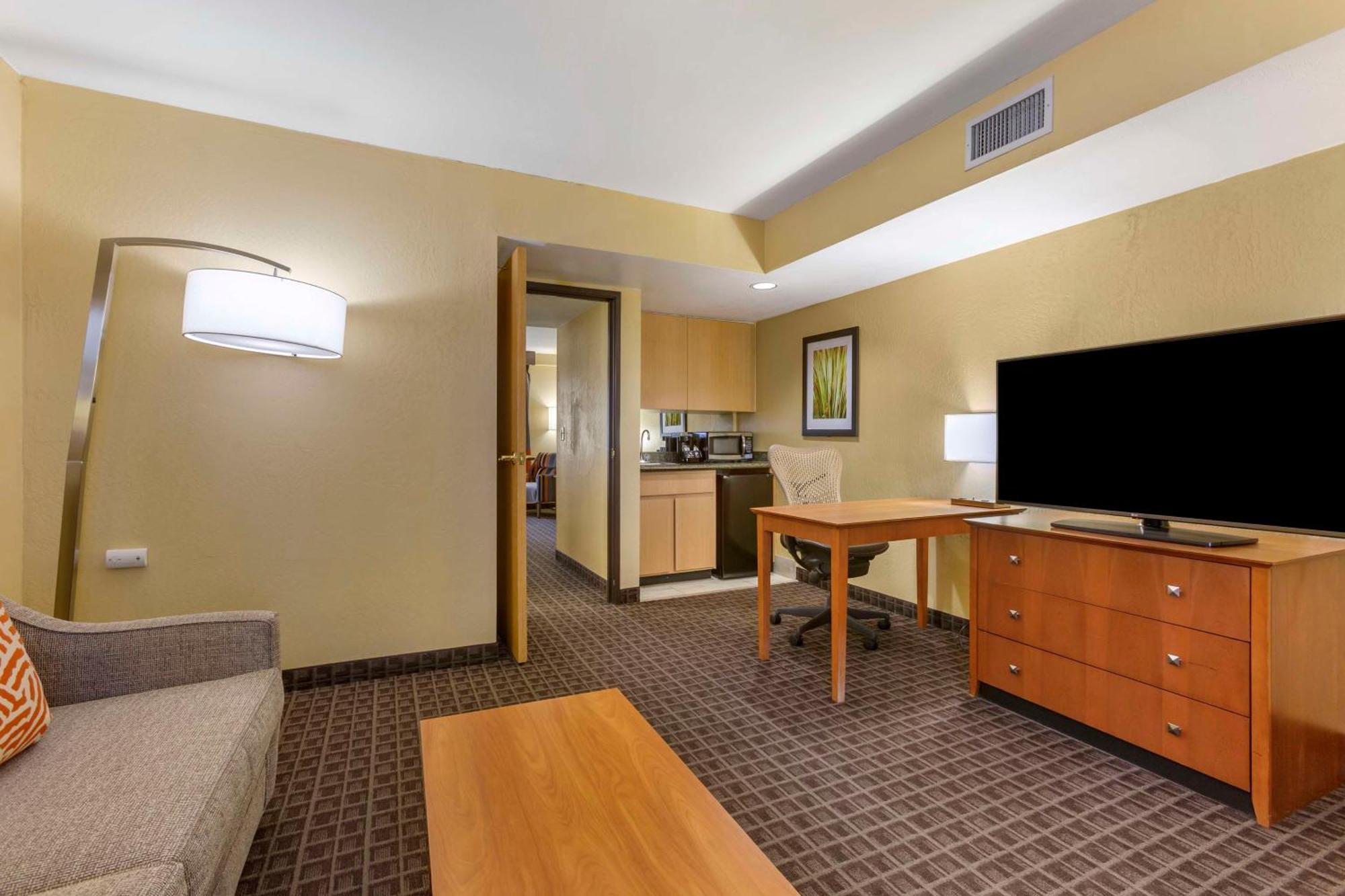 Best Western Plus Scottsdale Thunderbird Suites Zewnętrze zdjęcie